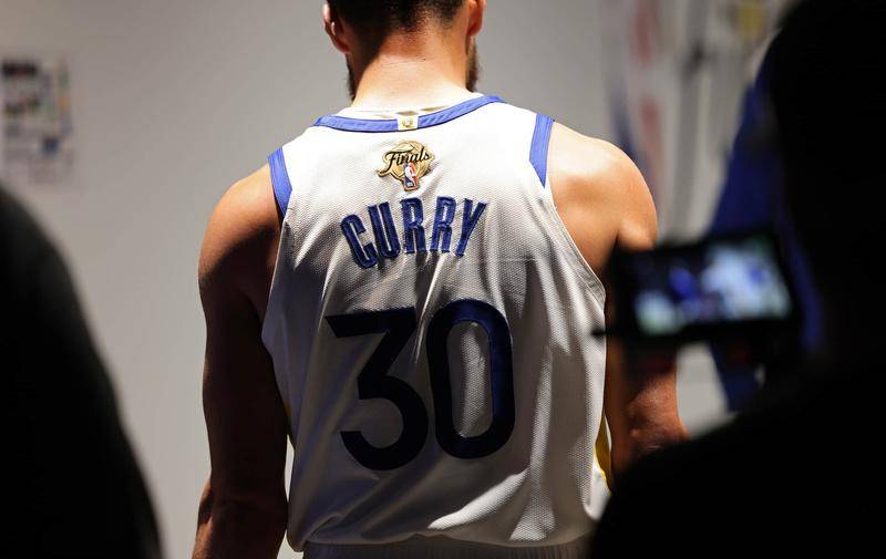 才是国足走 才是国足走